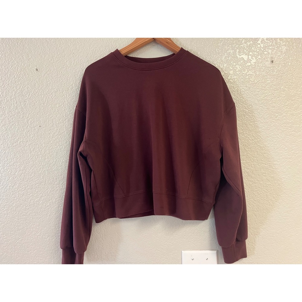 Avia Womens Burgundy Cropped Crewneck Sweatshirt Medium Rayon Blend